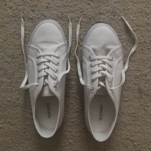 Women’s Old Navy canvas Shoes
